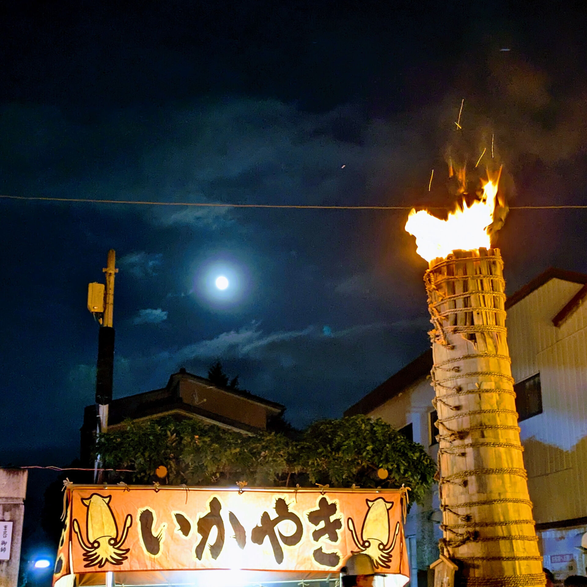 炎に包まれる、富士山のお山じまい🔥🗻「吉田の火祭り（鎮火祭）